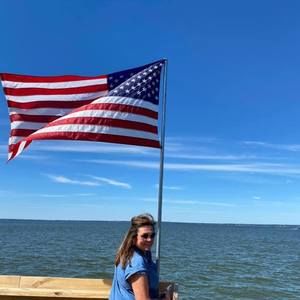 Meet your Posher, Rene